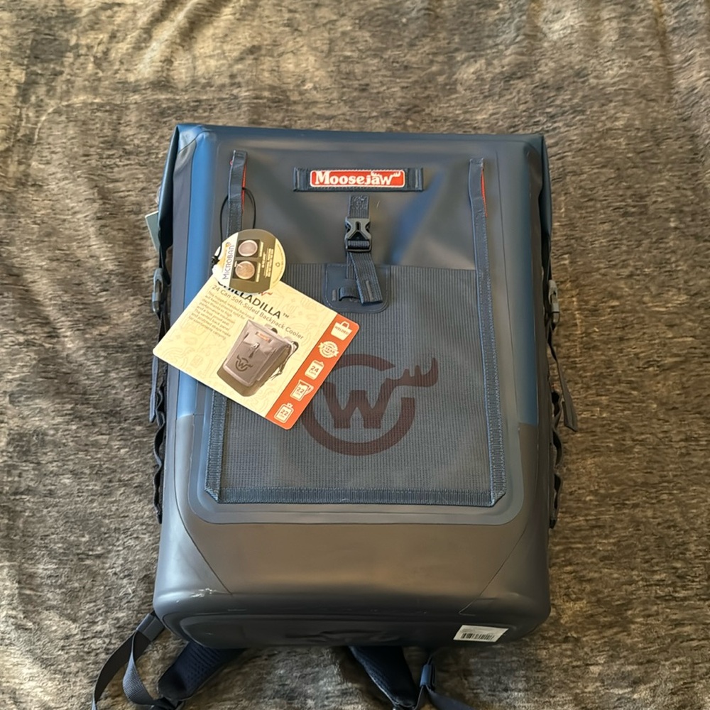 Backpack cooler